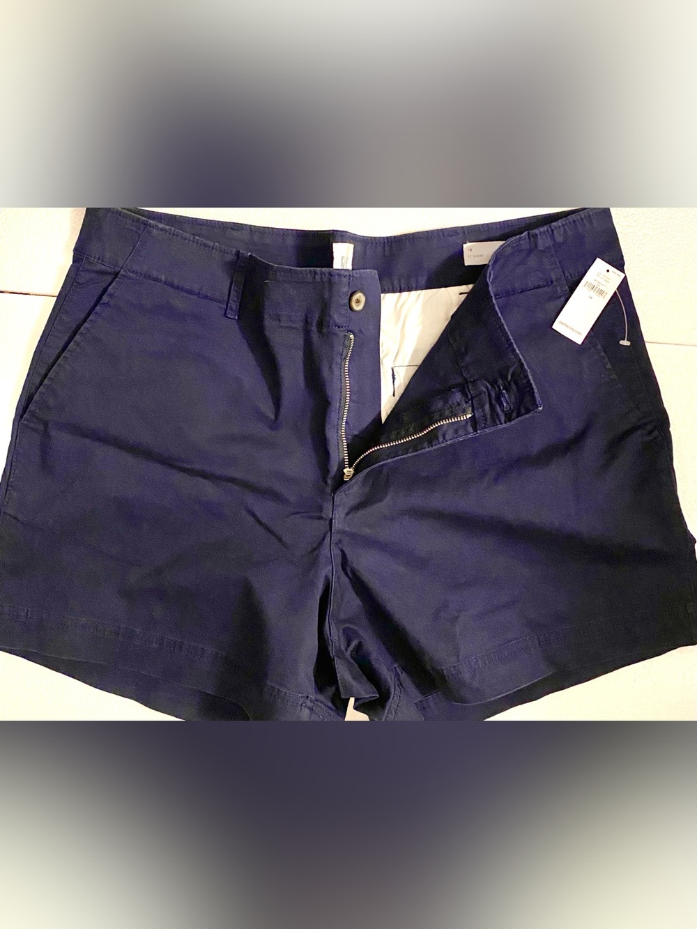 NWT! Classic GAP High Rise Dk. Navy Blue Shorts w/5" Length